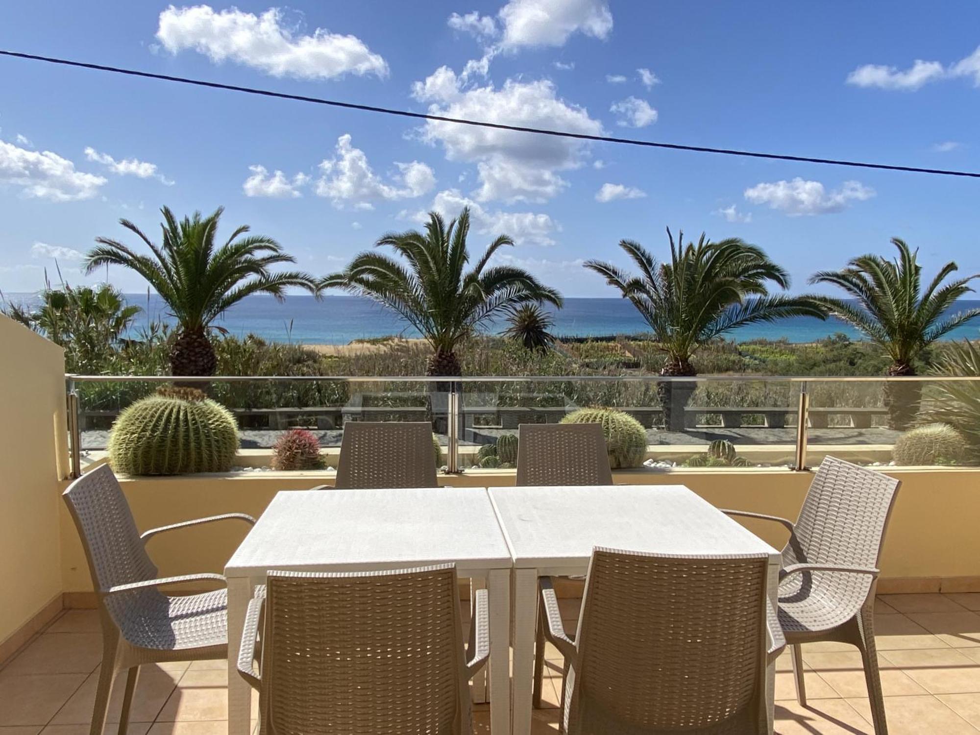 Casa Das Pedras Pretas - By Wehost Porto Santo Luaran gambar